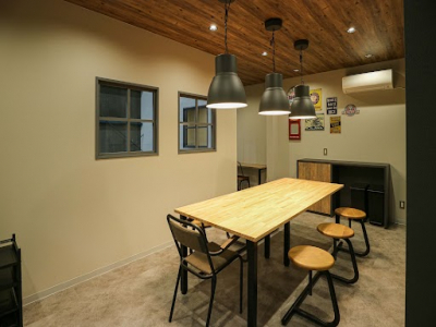 【神奈川県 川崎市幸区】 車のトラブルに駆け付けるロードサービススタッフ